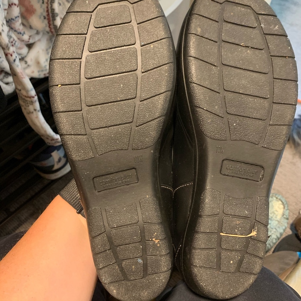 Comfort Plus Predictions Women’s slip on - 11 wide